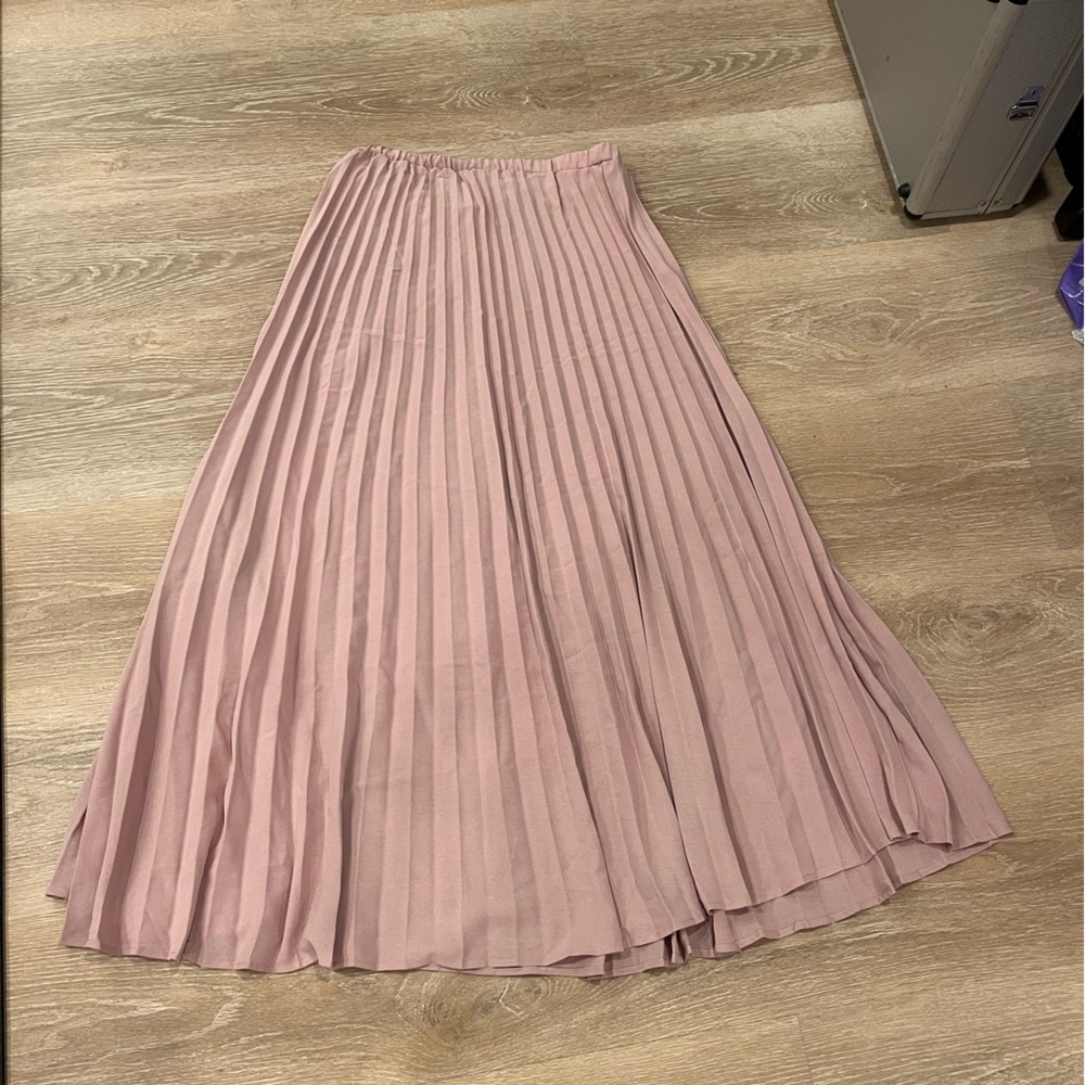 SHEIN Pink Pleated Maxi Skirt
